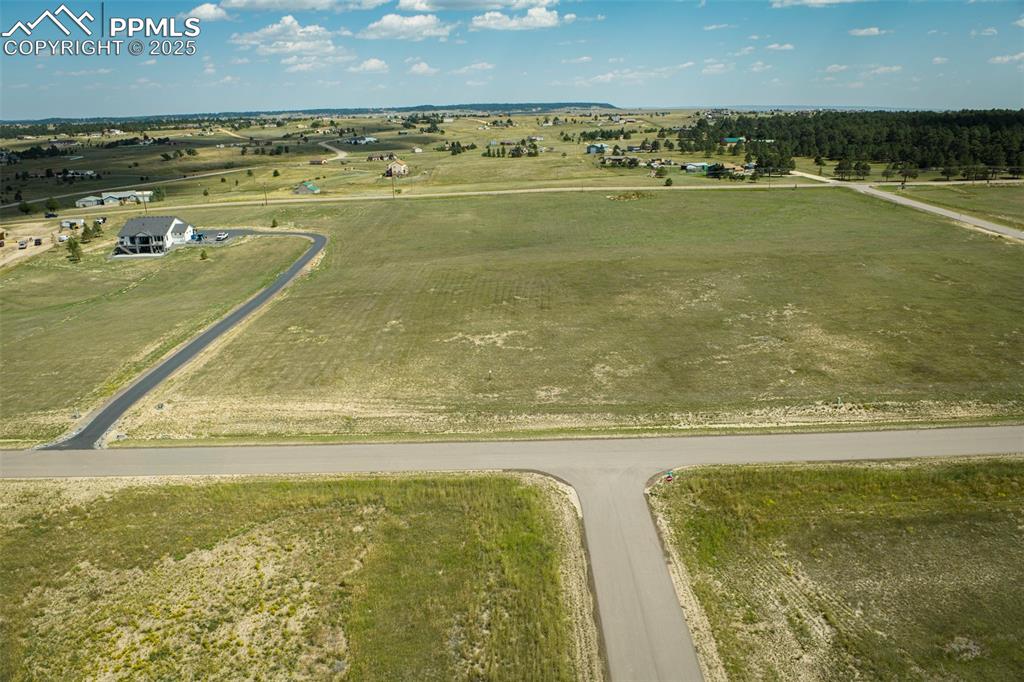 Image 3 of 14: View of rural area