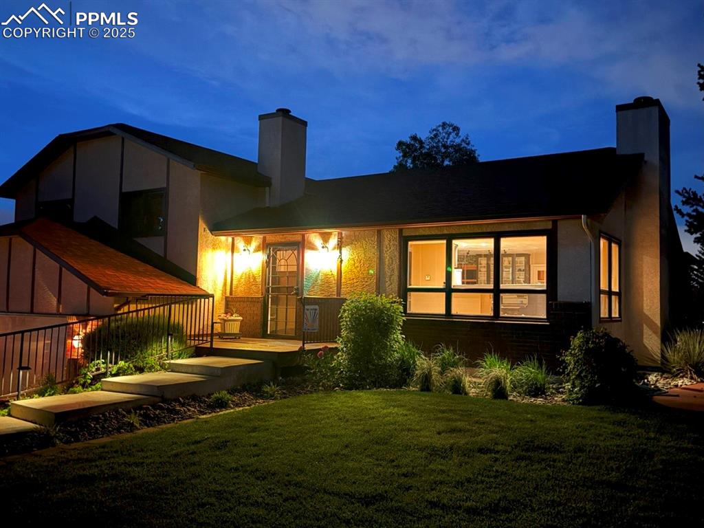 Image 2 of 50: WELCOME HOME
514 Crystal Hills Blvd