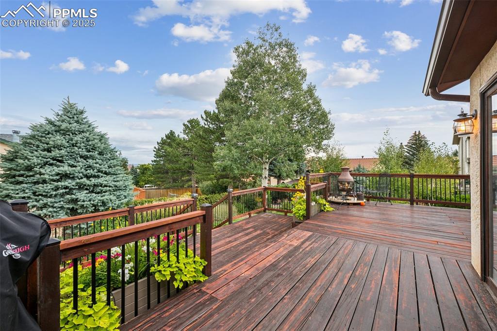 Image 41 of 50: Huge Back Deck looking East