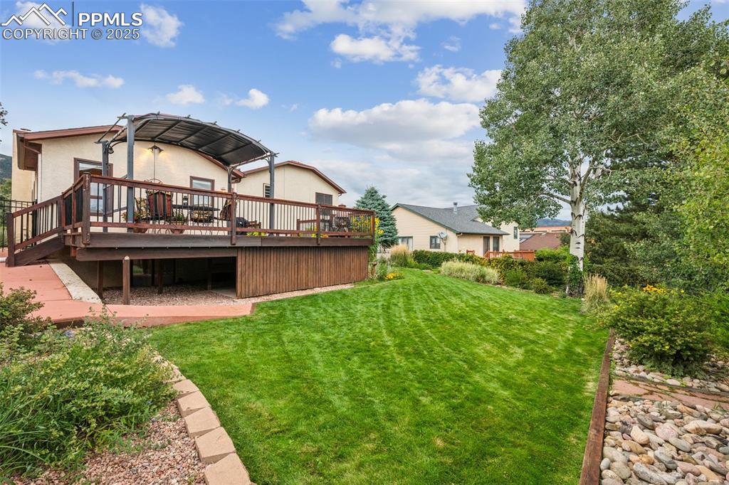 Image 45 of 50: View West Towards Back Deck
