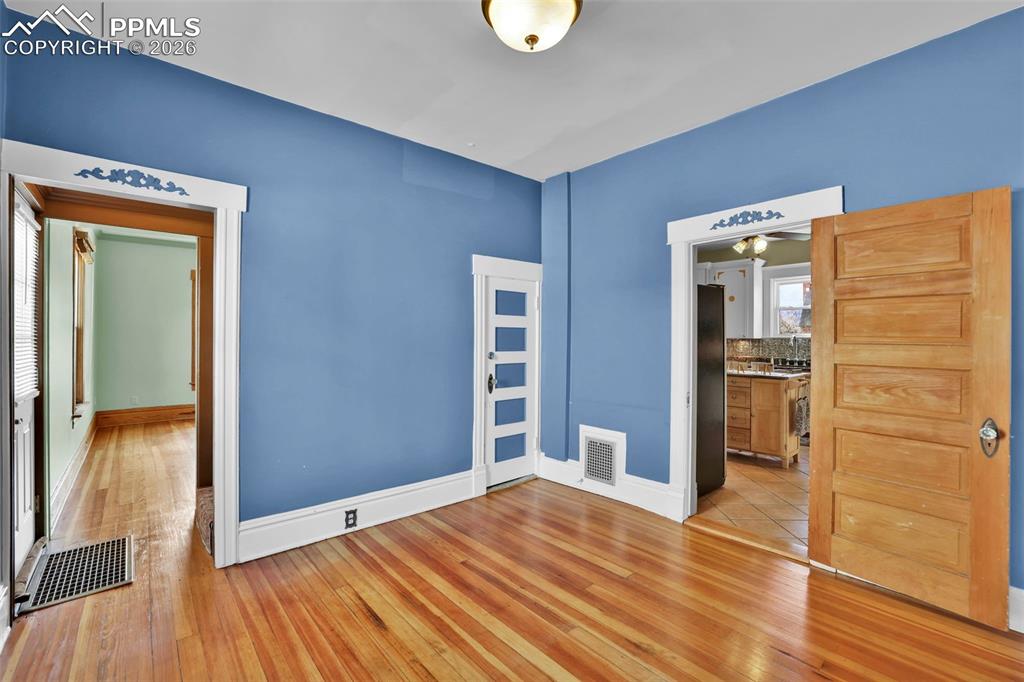 Image 22 of 48: main level