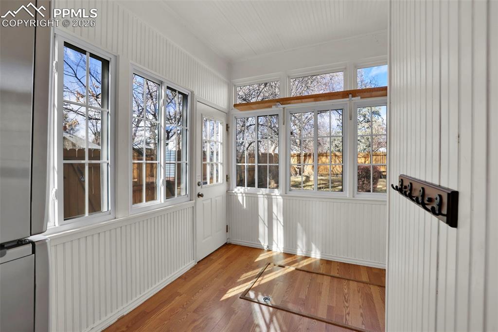 Image 26 of 48: Sun Room