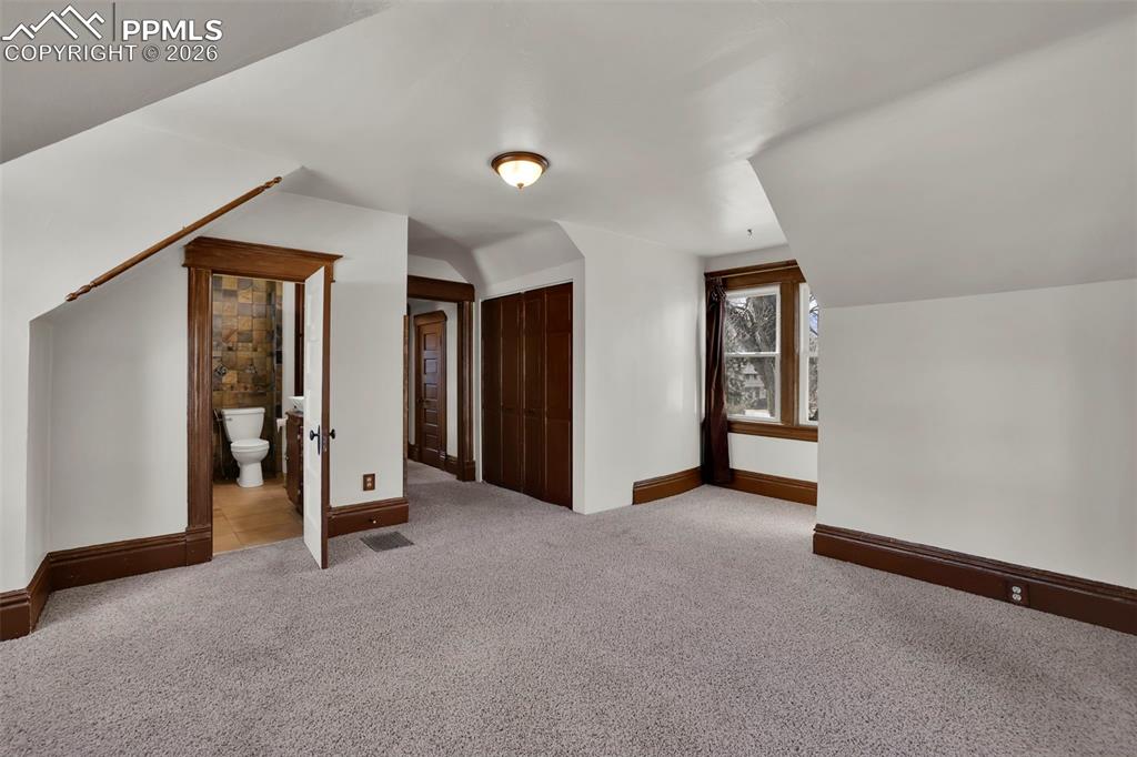 Image 29 of 48: master