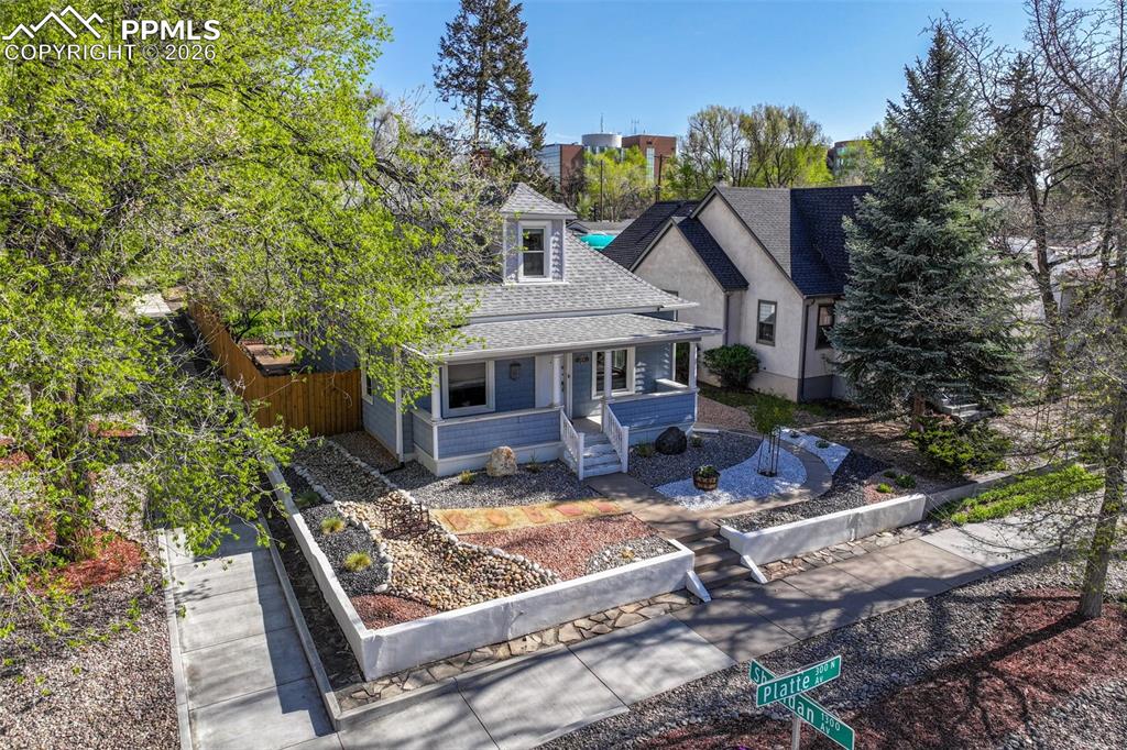 Image 3 of 48: Front of Structure