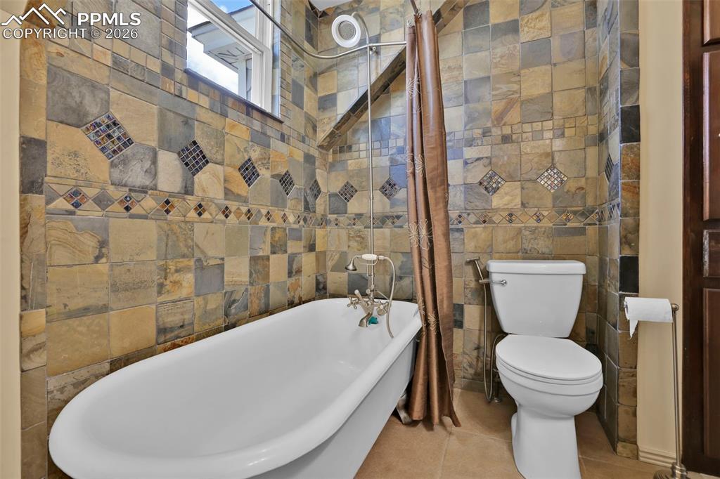 Image 32 of 48: Upstairs--full bath