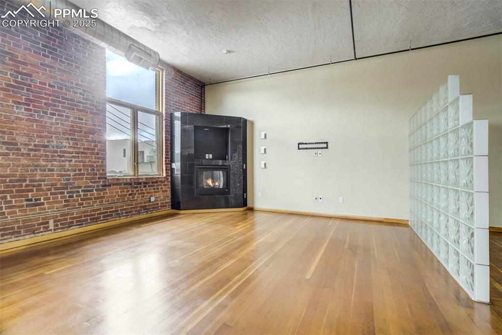 Image 8 of 43: Living Room