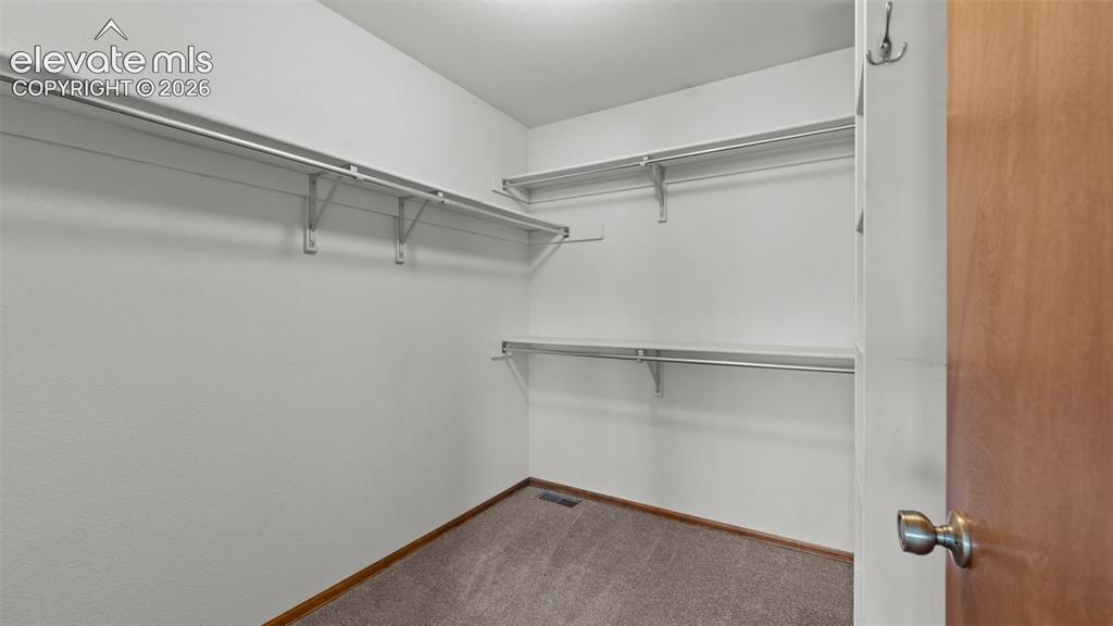 Image 21 of 41: Closet