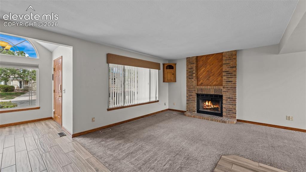 Image 7 of 41: Living Room