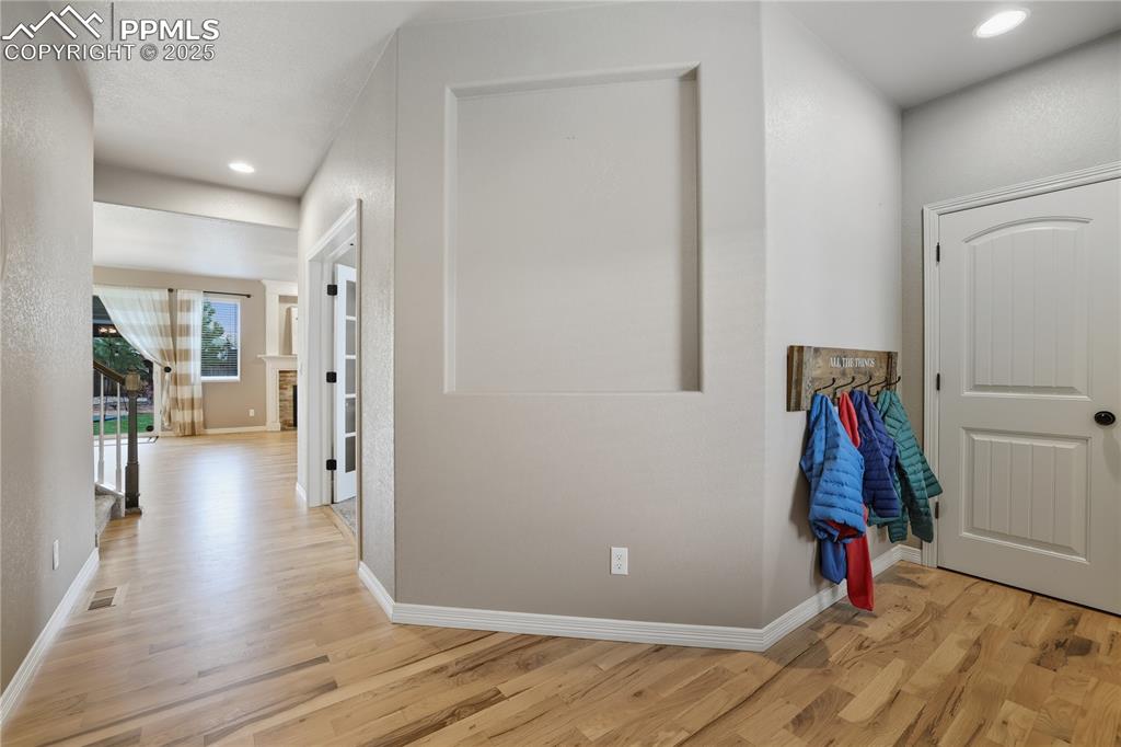 Image 12 of 49: Entry