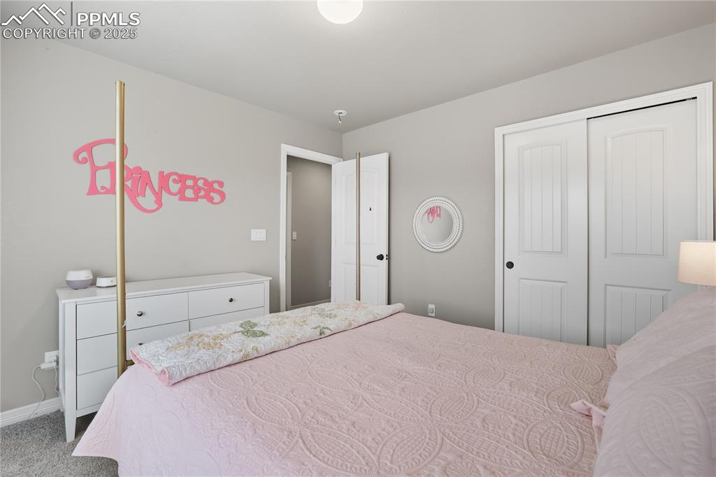 Image 21 of 49: Bedroom