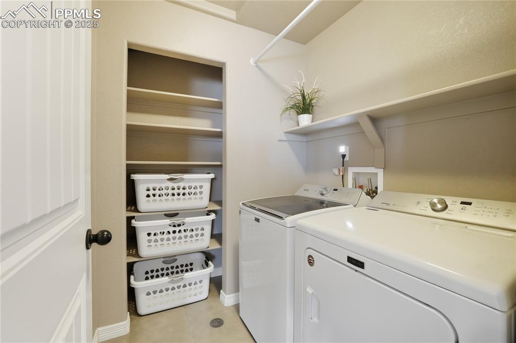 Image 28 of 49: Laundry