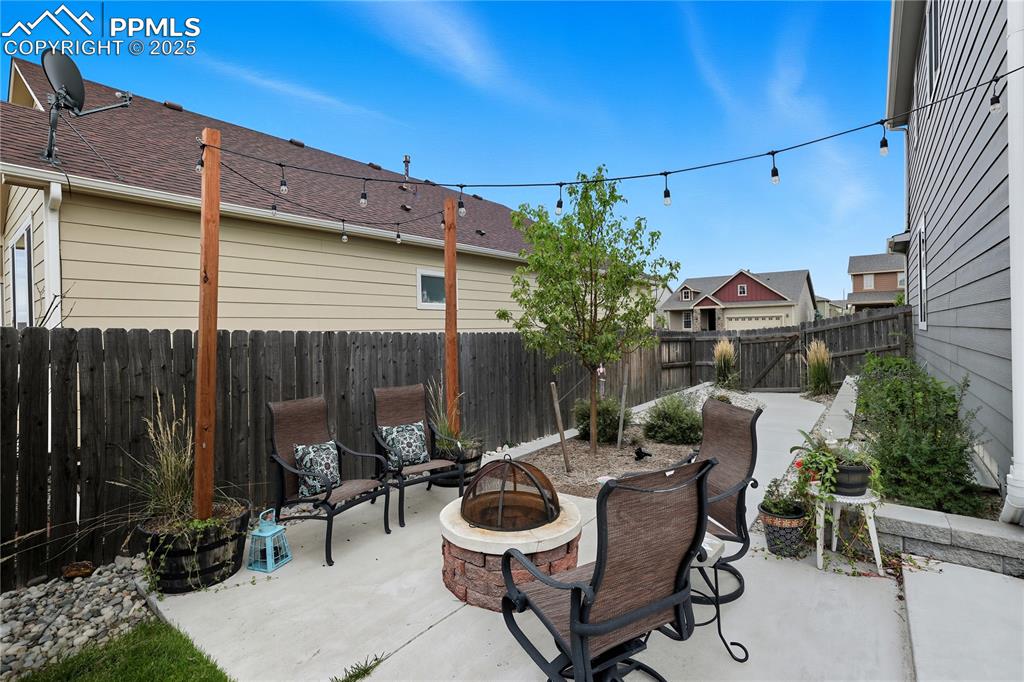 Image 39 of 49: Patio