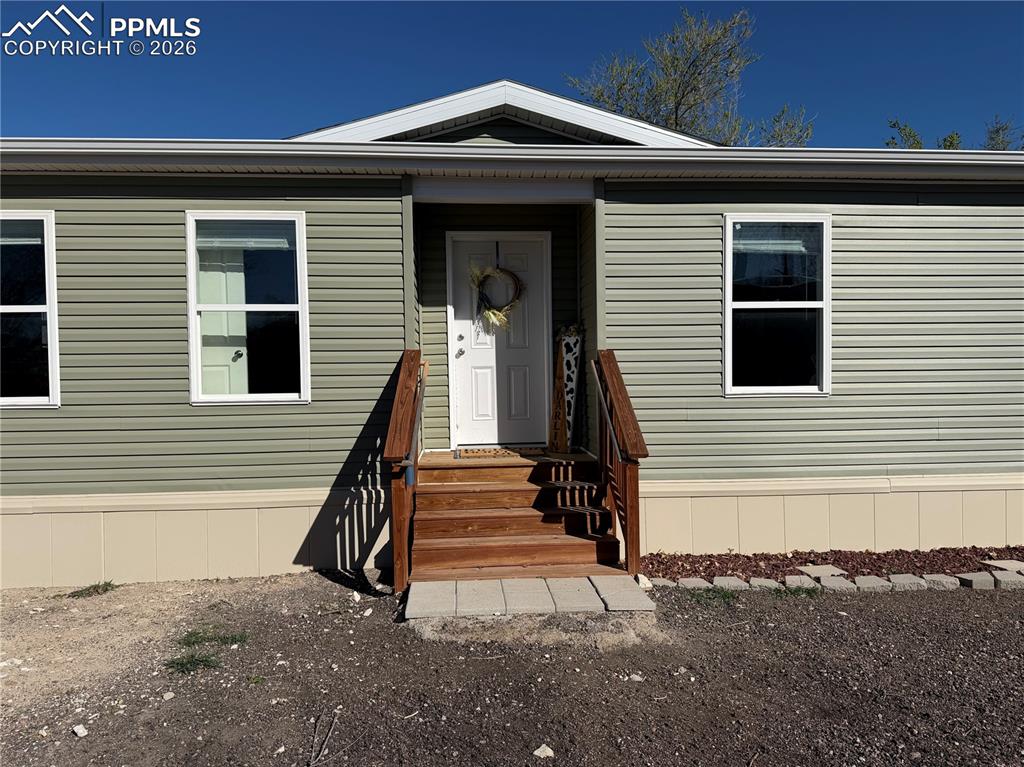 Image 24 of 25: Entry