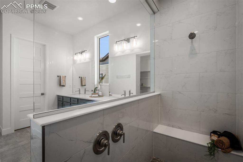 Image 28 of 43: Master Bathroom