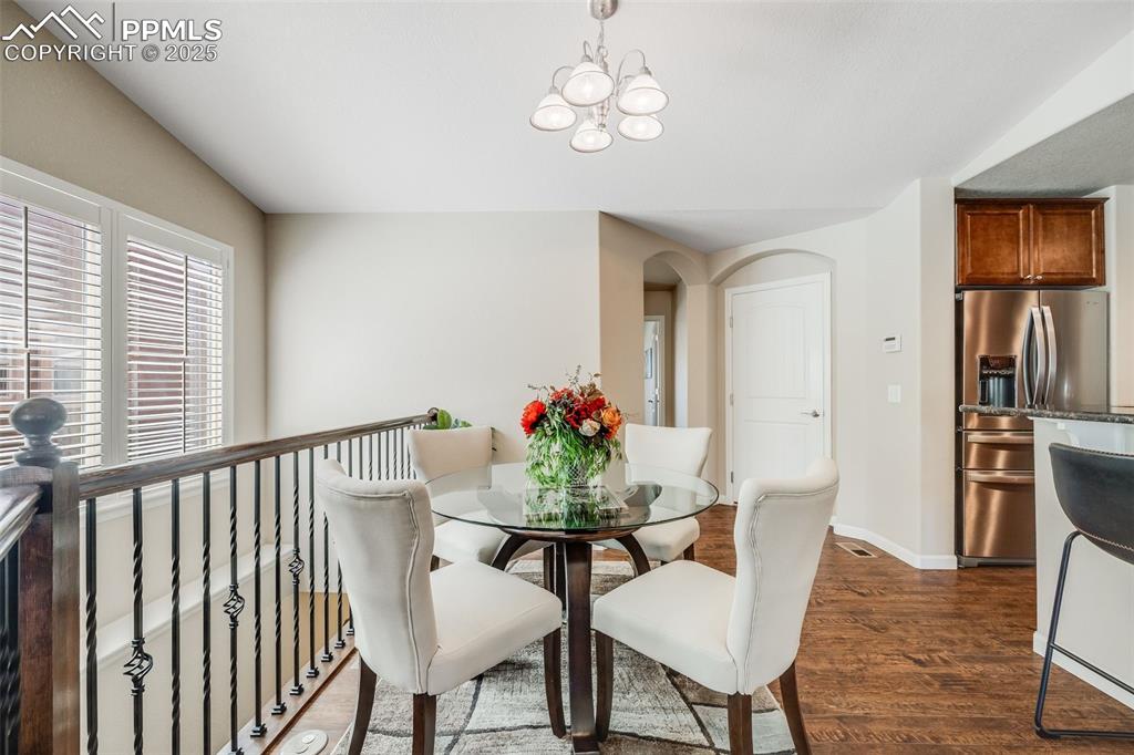 Image 10 of 44: Dining Area