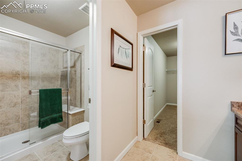 Image 18 of 44: Master Bathroom