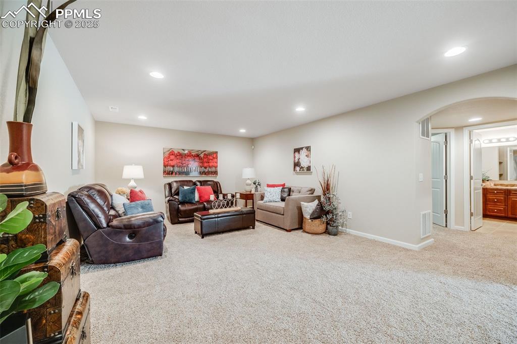 Image 24 of 44: Family Room