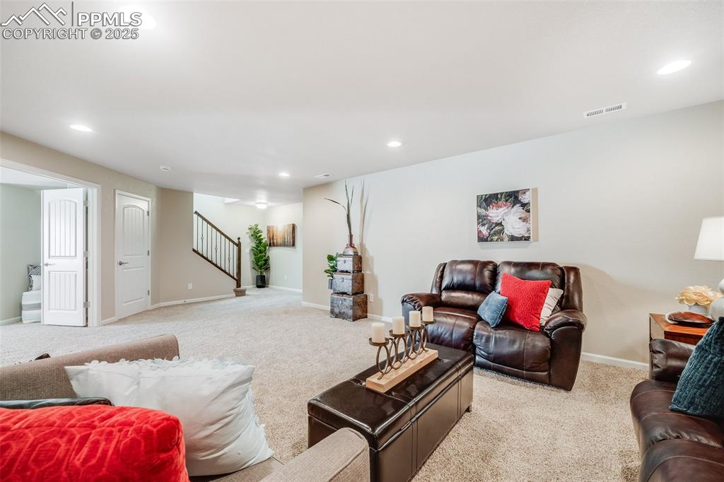 Image 25 of 44: Family Room