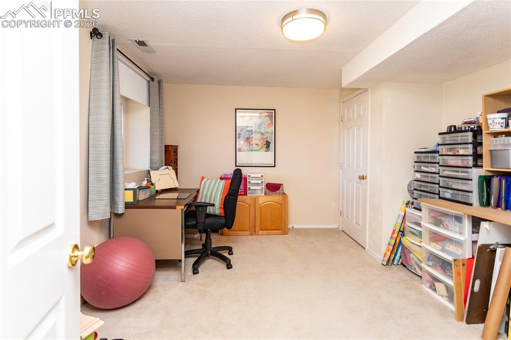 Image 43 of 48: Bedroom