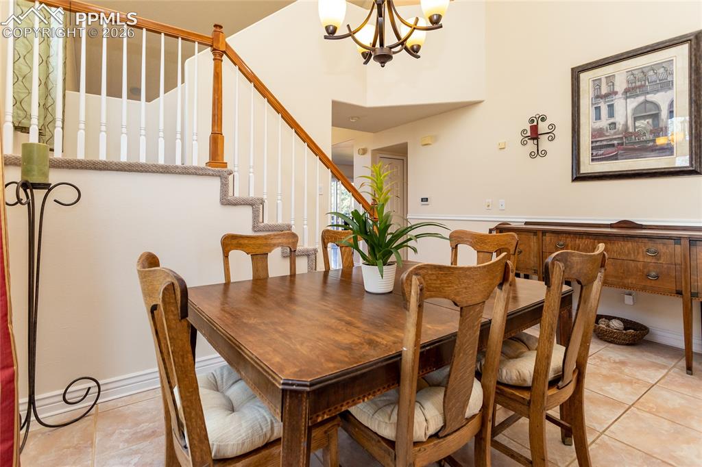 Image 9 of 48: Dining Room
