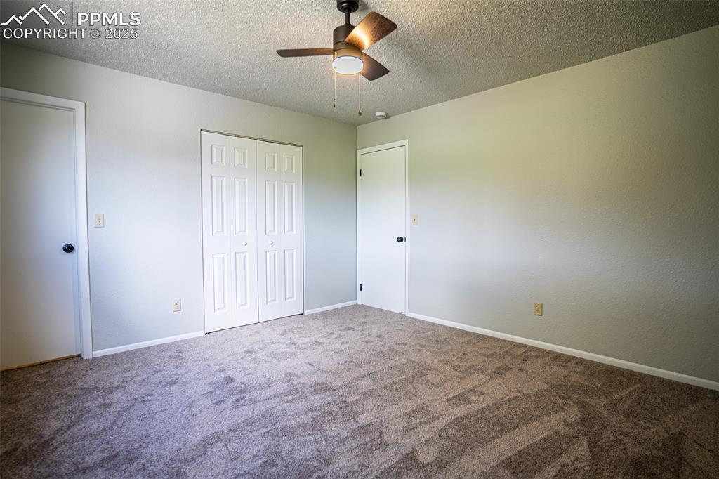 Image 11 of 22: Bedroom