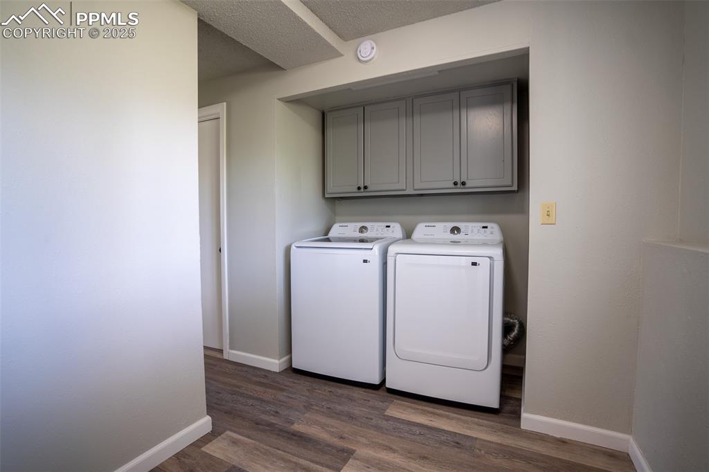 Image 15 of 22: Laundry