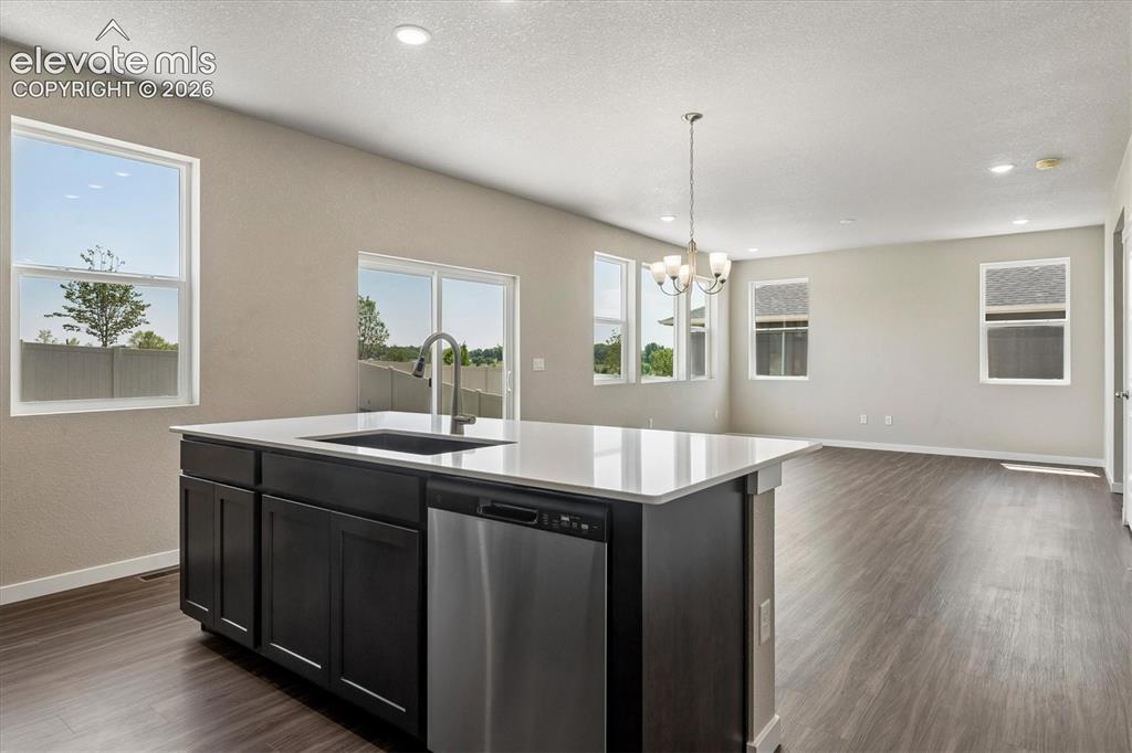Image 6 of 22: Kitchen