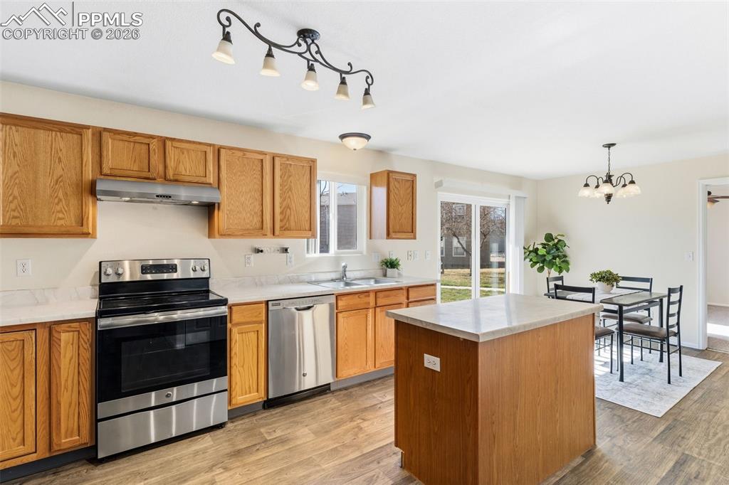 Image 16 of 27: No Description Available