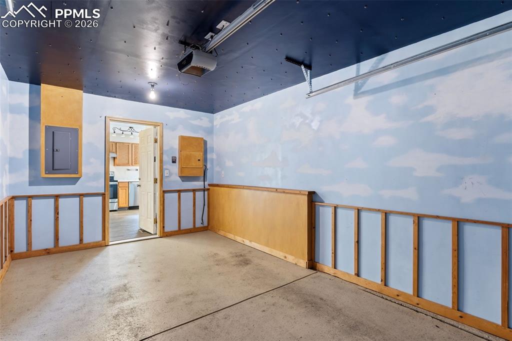 Image 24 of 27: No Description Available