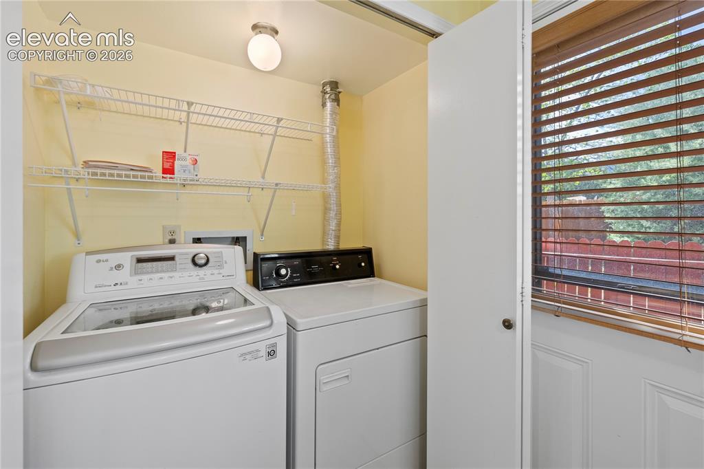 Image 18 of 49: Laundry