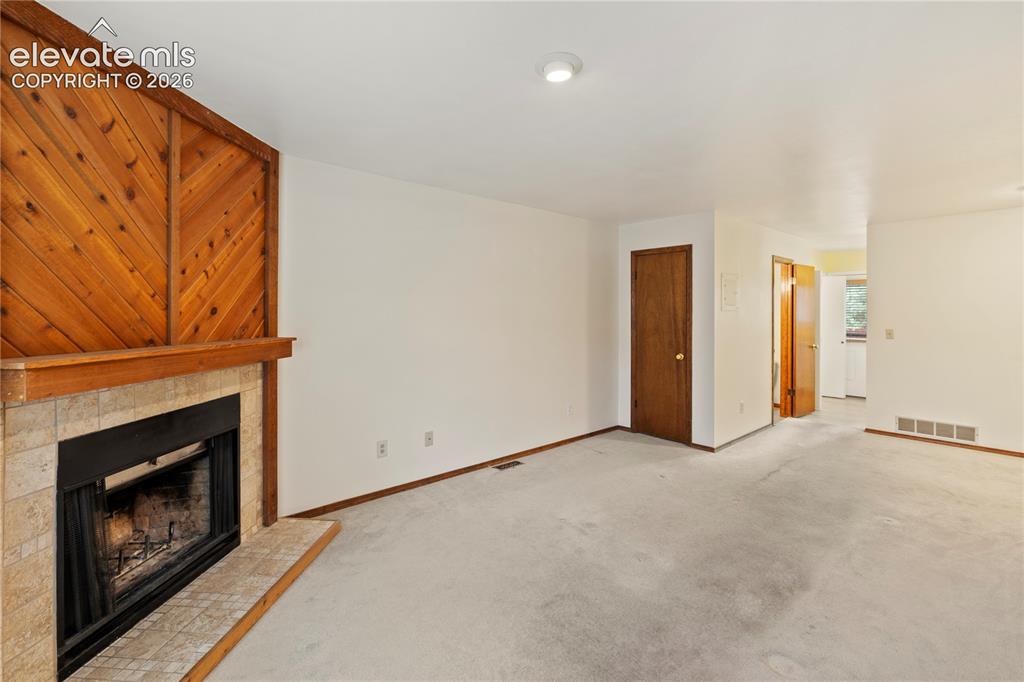 Image 5 of 49: Living Room
