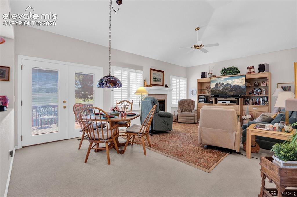 Image 10 of 46: Dining Area