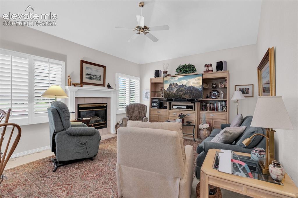 Image 11 of 46: Living Room