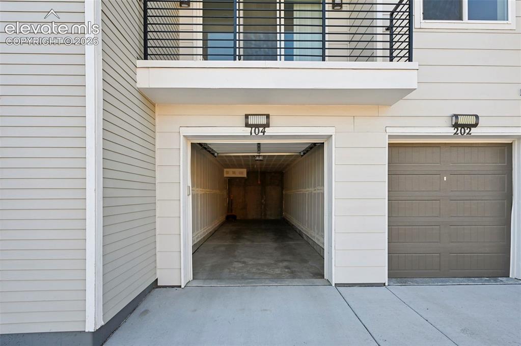 Image 36 of 37: 2+ car tandem garage