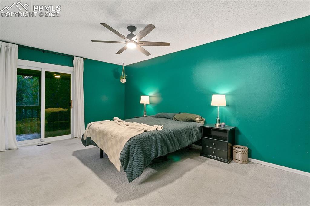 Image 26 of 29: Bedroom