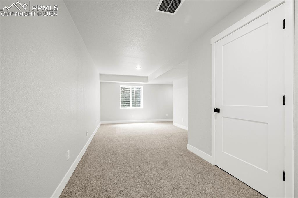 Image 34 of 37: Bonus Room