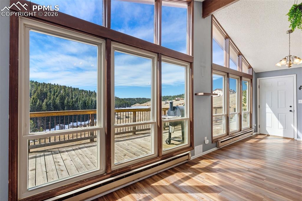 Image 11 of 49: Entry