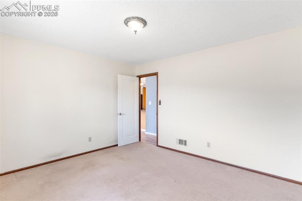 Image 21 of 49: Master Bedroom