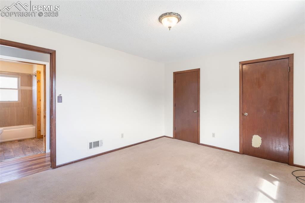 Image 23 of 49: Master Bedroom