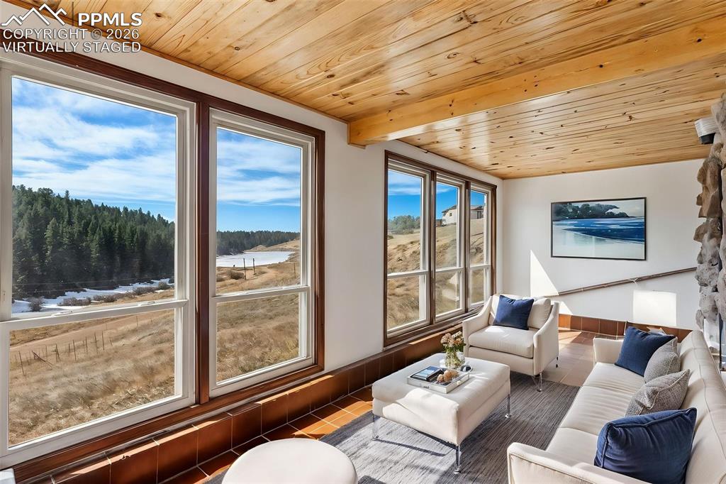 Image 34 of 49: Virtually Staged