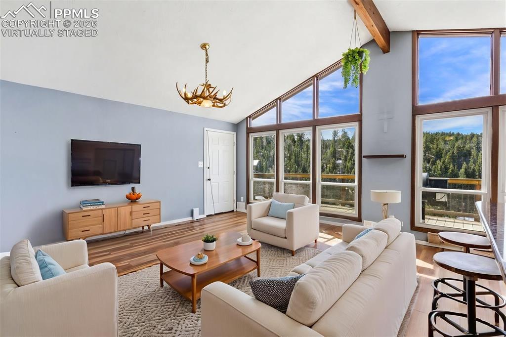 Image 8 of 49: Virtually Staged