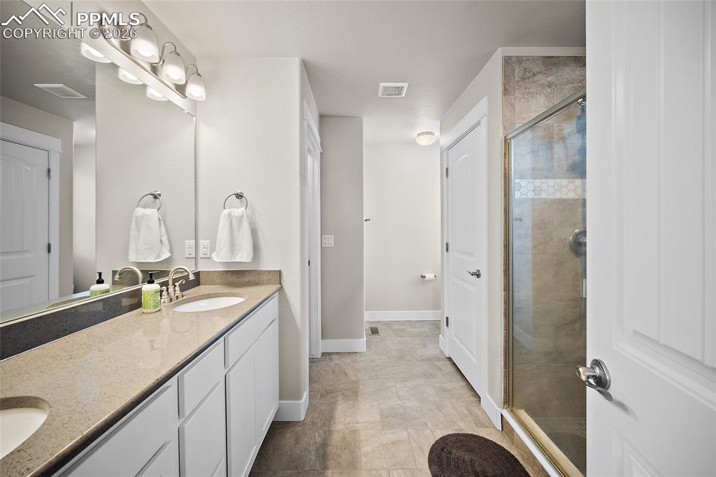 Image 23 of 50: No Description Available