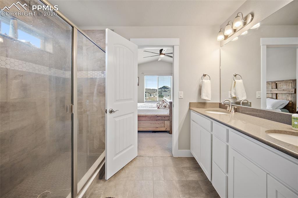 Image 25 of 50: No Description Available