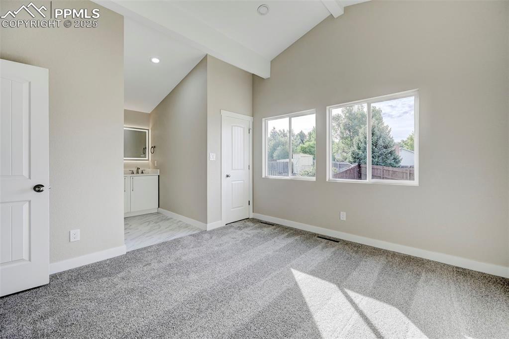 Image 16 of 50: Upper Level