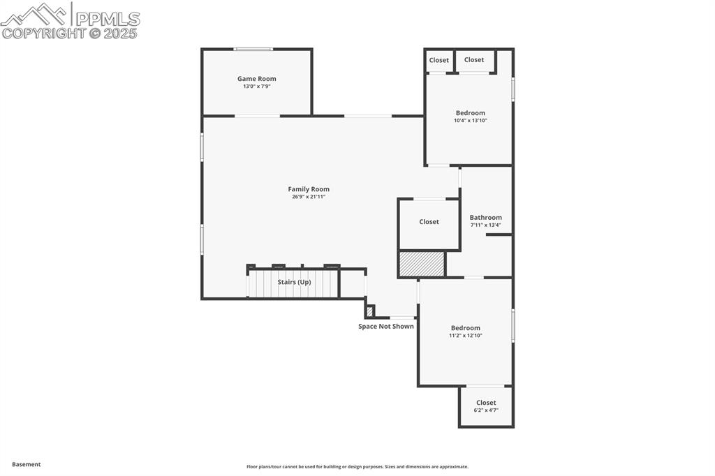 Image 50 of 50: View of room layout