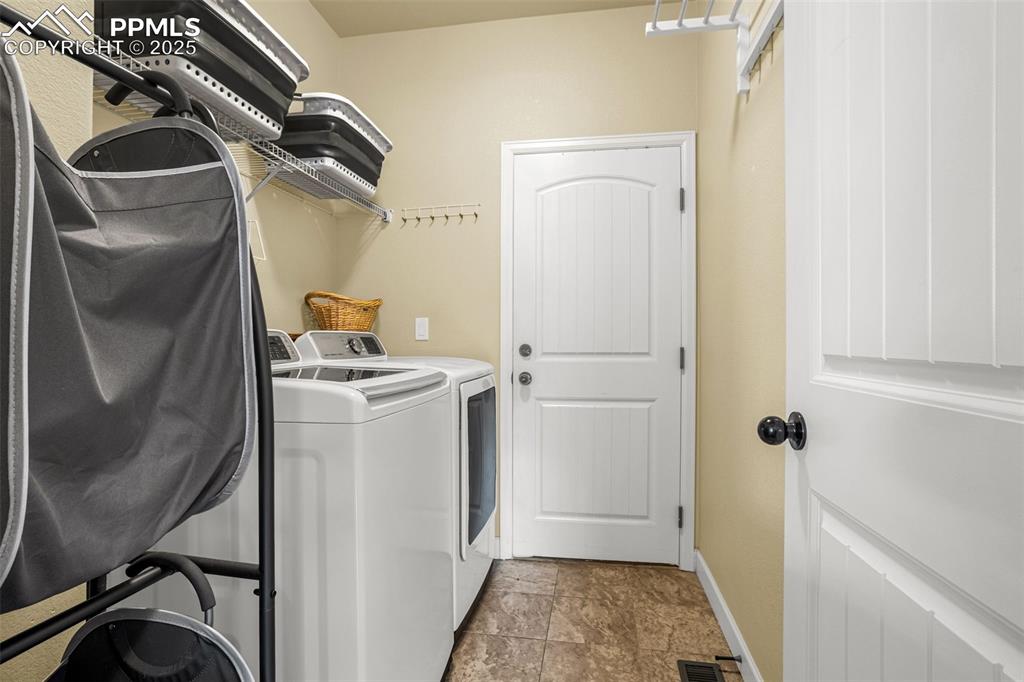 Image 17 of 48: Main Level Laundry