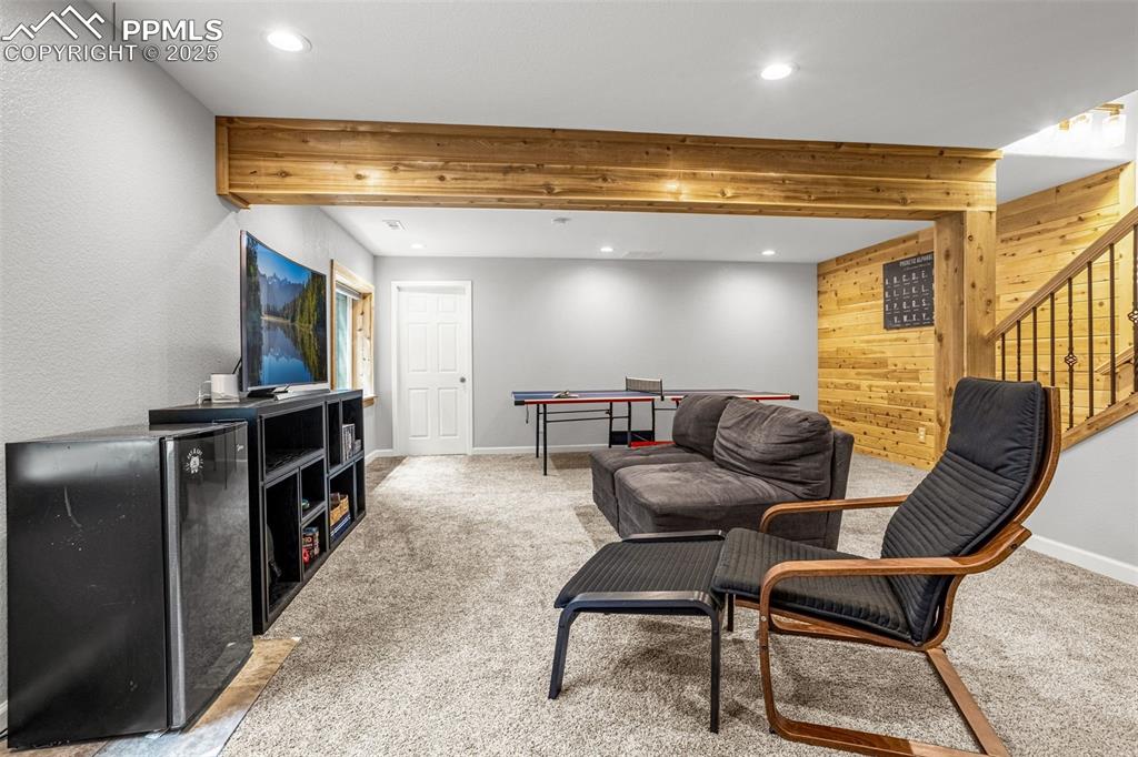 Image 33 of 48: Recreation Room