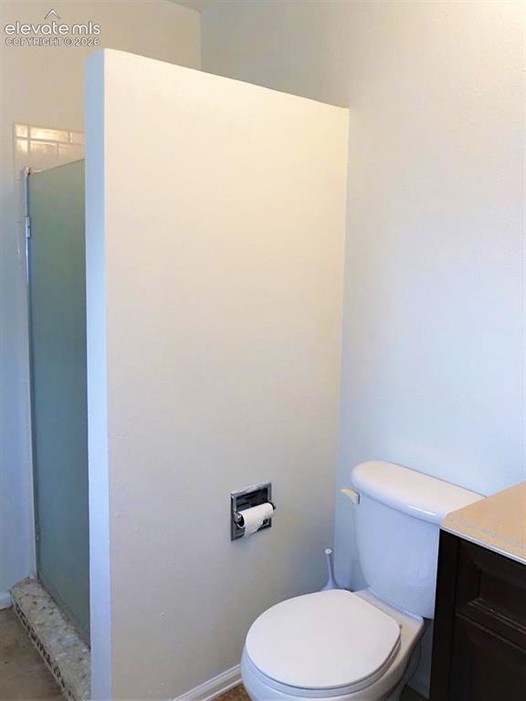 Image 18 of 39: Bathroom