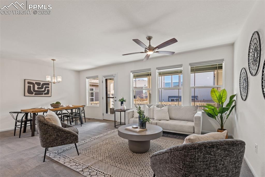 Image 11 of 31: Living Room