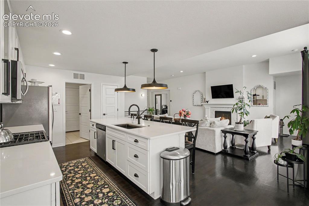 Image 12 of 38: Kitchen